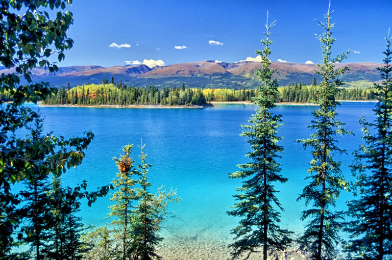 Tā Ch’ilā Provincial Park (Boya Lake), Cassiar Hwy, BC